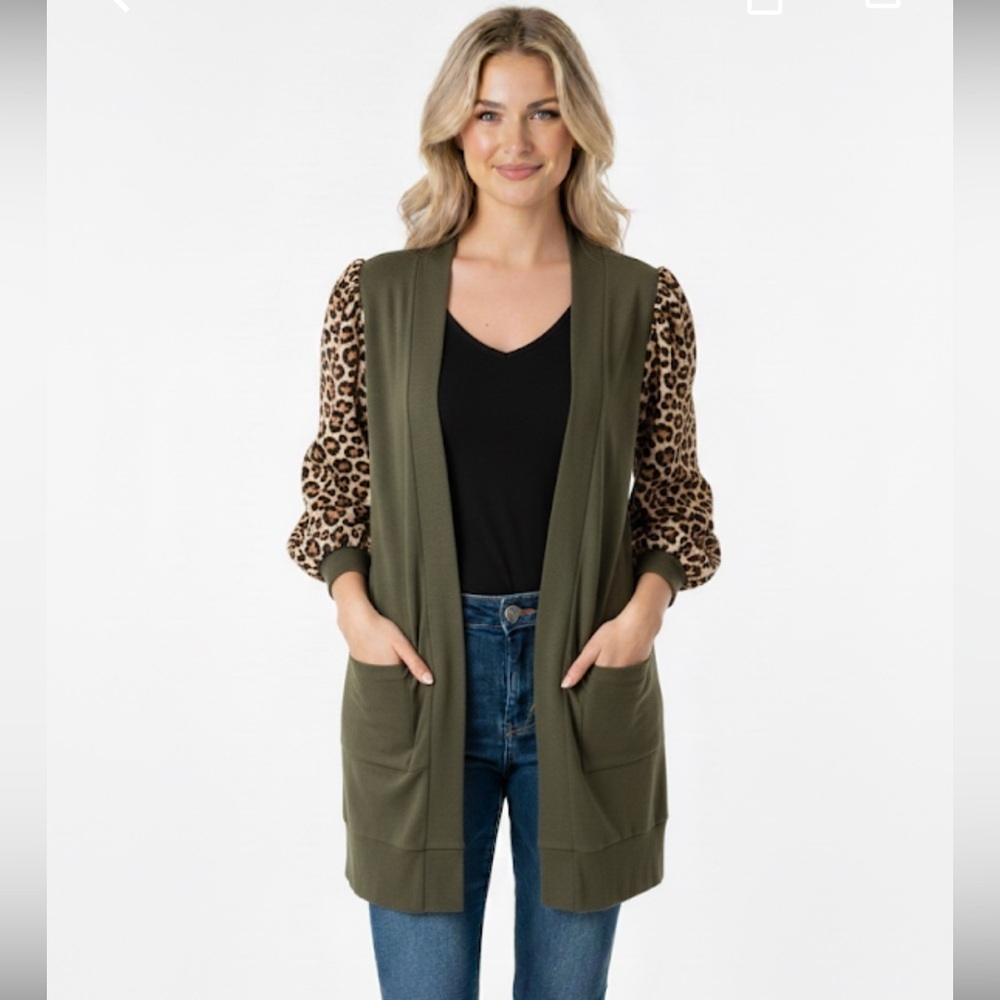 OLIVE green and leopard print poo sleeve knit cardigan size large